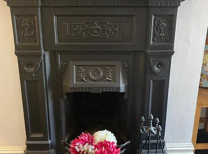 Heart Of Gem 4 Bedrooms 6 Beds 2 Bathrooms Hébergement de vacances